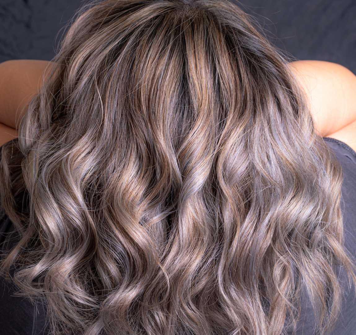 How to Make Straight Hair Wavy