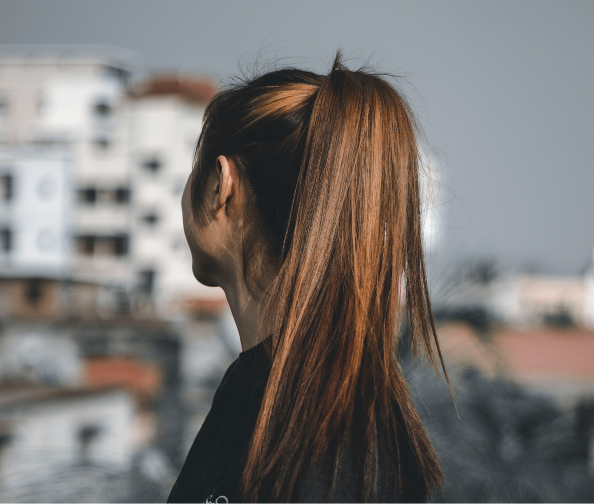 How to Get a Smooth Ponytail Without Flyaways